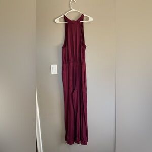 HALARA Wine Red Sleeveless Jumpsuit